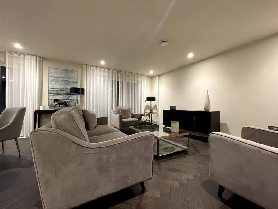 2Br Urban Vista Retreat Chcl F7 Apartment Chigwell Ngoại thất bức ảnh
