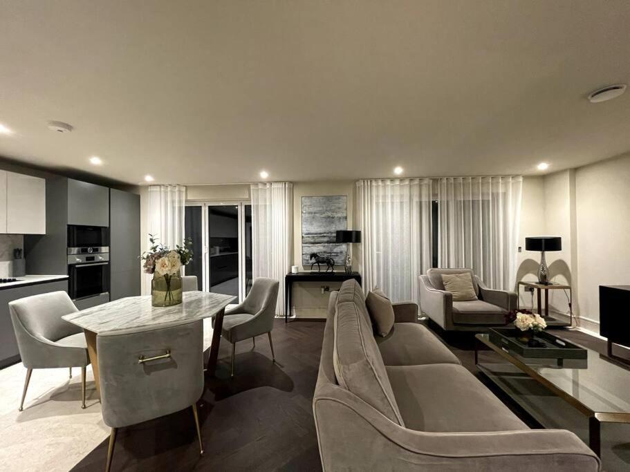 2Br Urban Vista Retreat Chcl F7 Apartment Chigwell Ngoại thất bức ảnh