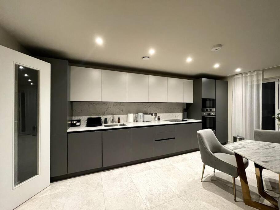 2Br Urban Vista Retreat Chcl F7 Apartment Chigwell Ngoại thất bức ảnh