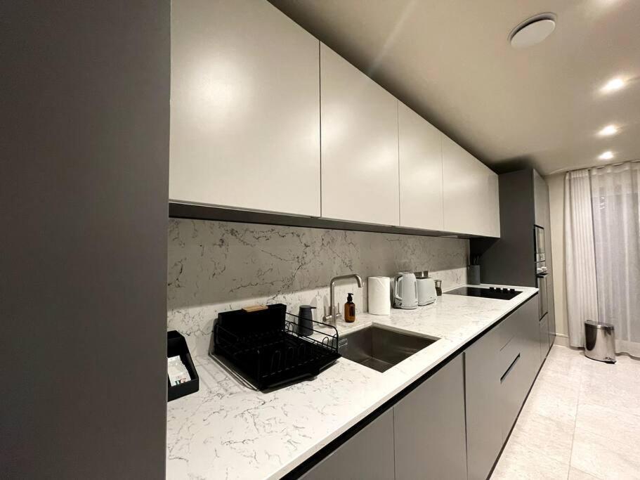 2Br Urban Vista Retreat Chcl F7 Apartment Chigwell Ngoại thất bức ảnh